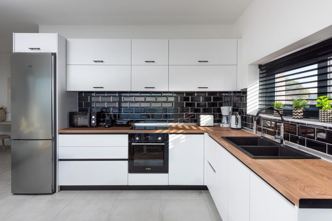 Aquarama Pool Apartments Иксиа Экстерьер фото