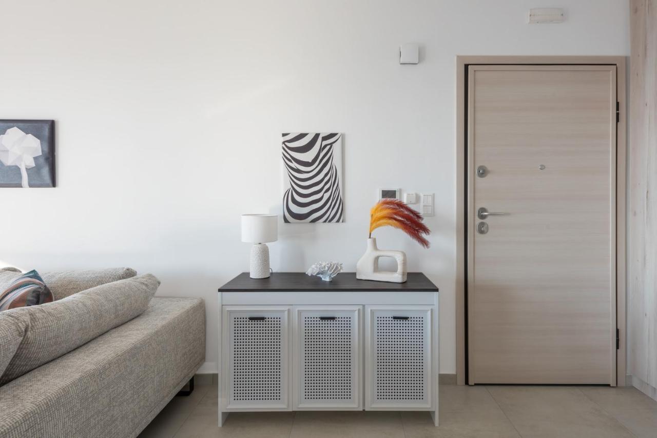Aquarama Pool Apartments Иксиа Экстерьер фото