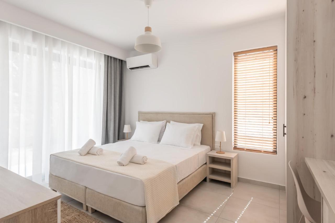 Aquarama Pool Apartments Иксиа Экстерьер фото